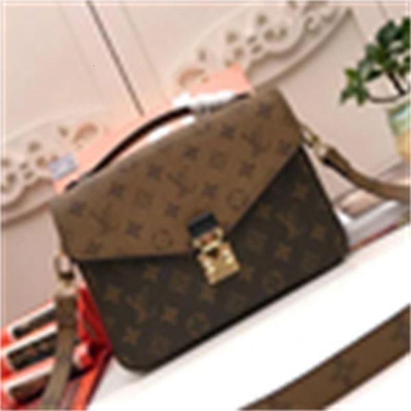 clutches brand designer luxury m40780 2020 spring/summer ladies handbags, shoulder handbags iconic handles shoulder bags totes cross bod
clutches brand designer luxury m40780 2020 spring/summer ladies handbags, shoulder handbags iconic handles shoulder bags totes cross bod
