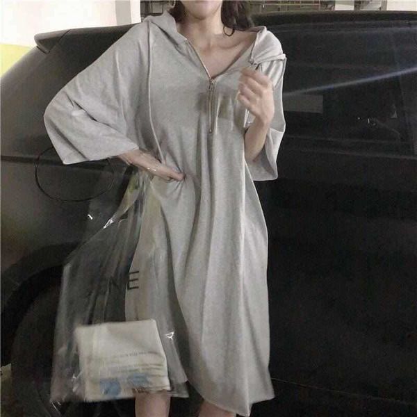 loose new korean long over the knee harajuku bf style student hooded sleeve t-shirt skirt children's et pocket, White
loose new korean long over the knee harajuku bf style student hooded sleeve t-shirt skirt children's et pocket, White
