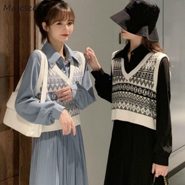 women's vests sweaters vest womens sleeveless v-neck geometric oversize knitted sweet retro comfortable leisure all-match korean style, Black;white
women's vests sweaters vest womens sleeveless v-neck geometric oversize knitted sweet retro comfortable leisure all-match korean style, Black;white