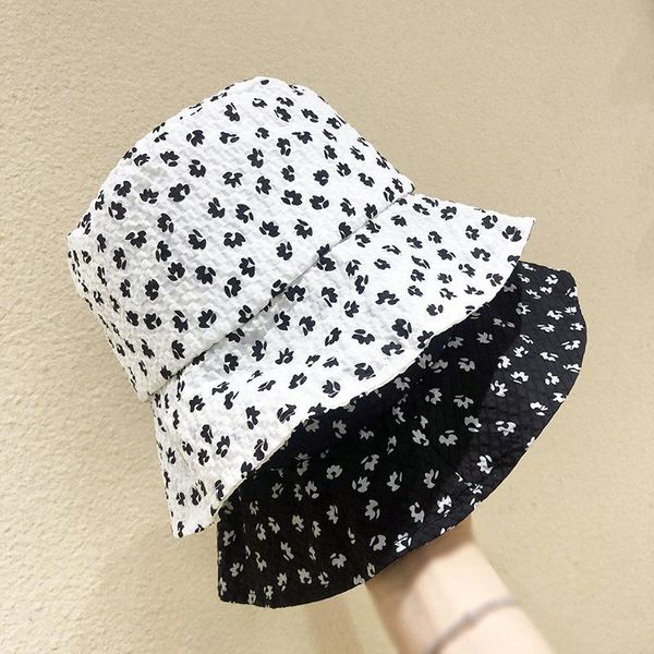 wide brim hats printed bucket hat children's internet celebrity thin spring and summer comely sun-proof folding outdoor, Blue;gray
wide brim hats printed bucket hat children's internet celebrity thin spring and summer comely sun-proof folding outdoor, Blue;gray