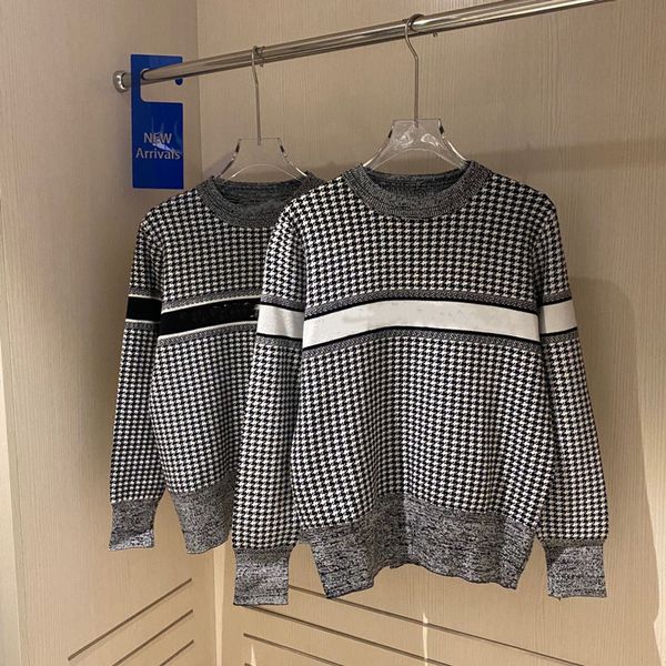 new + thousand bird check knitted long sleeve pullover letter embroidered women's sweater in autumn and winter 21, White;black
new + thousand bird check knitted long sleeve pullover letter embroidered women's sweater in autumn and winter 21, White;black