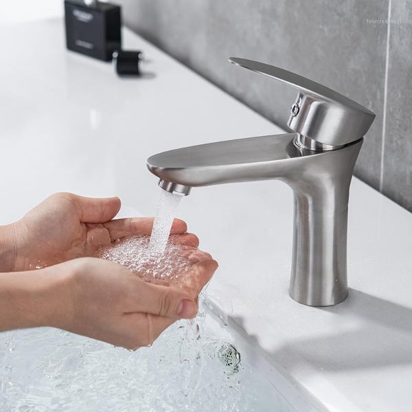 roestvrij staal warm en koud wastafelkraan enkel handvat badkamer wastafelkranen koud/warm mengkraan zwarte accesso bathroom sink faucets1
roestvrij staal warm en koud wastafelkraan enkel handvat badkamer wastafelkranen koud/warm mengkraan zwarte accesso bathroom sink faucets1