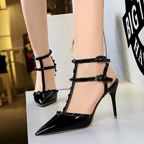 dress shoes 2021 summer women's pumps ankle strap for patent leather heel sandals ladies rivets thin 9cm hollow out stilettos, Black
dress shoes 2021 summer women's pumps ankle strap for patent leather heel sandals ladies rivets thin 9cm hollow out stilettos, Black