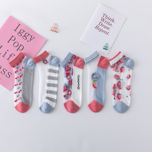 2021 spring and summer sweet strawberry cas's korean pink girl style thin boat socks, Black;white
2021 spring and summer sweet strawberry cas's korean pink girl style thin boat socks, Black;white