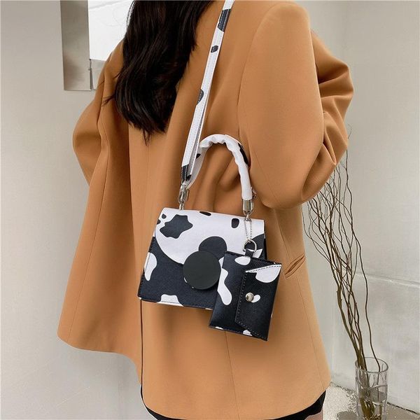 evening bags 2021 ladies shoulder bag fashion milk pattern messenger cute casual handbag brand trend designer luxury travel purse sac
evening bags 2021 ladies shoulder bag fashion milk pattern messenger cute casual handbag brand trend designer luxury travel purse sac