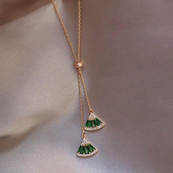 chains luxury female green zircon fan shape pendant necklaces for women fashion jewelry gift, Silver
chains luxury female green zircon fan shape pendant necklaces for women fashion jewelry gift, Silver