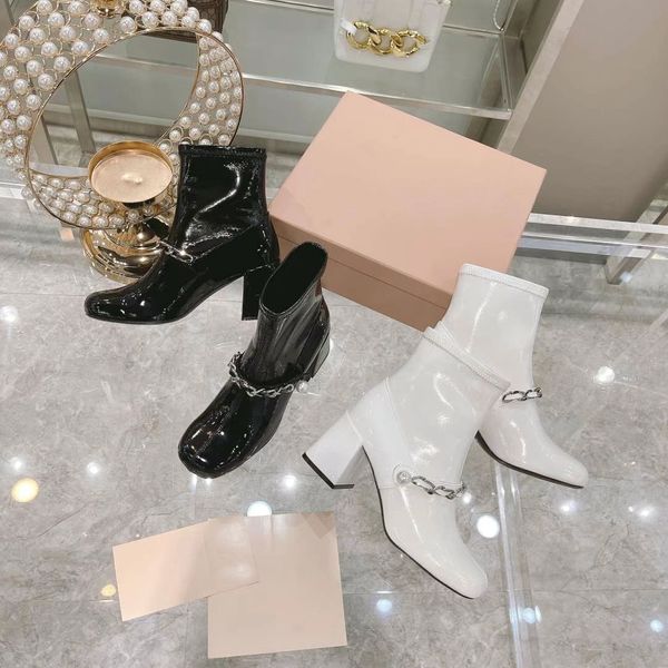 2022luxury designer mary jane short boot women pearl chain thick high-heeled stretch boots square toe nude boot, Black
2022luxury designer mary jane short boot women pearl chain thick high-heeled stretch boots square toe nude boot, Black