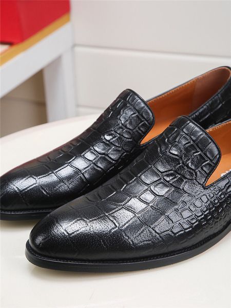 luxury men flat black golden formal patchwork shoe leather casual men shoes for man designers dress shoes 2020 new
luxury men flat black golden formal patchwork shoe leather casual men shoes for man designers dress shoes 2020 new