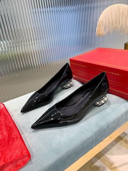 dress shoes silver bottom woman pearl rhinestone mid heel pointed toe ladies pumps leather luxury designer fashion zapatos de mujer, Black
dress shoes silver bottom woman pearl rhinestone mid heel pointed toe ladies pumps leather luxury designer fashion zapatos de mujer, Black