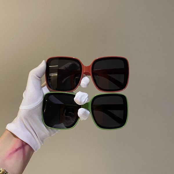 sunglasses european and american retro personality big frame candy color women simple versatile street shooting travel, White;black
sunglasses european and american retro personality big frame candy color women simple versatile street shooting travel, White;black