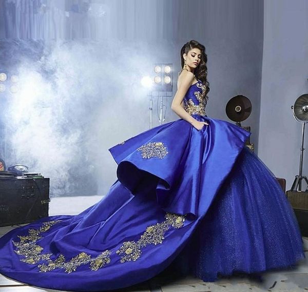 2021 new luxury gold appliques quinceanera es with peplum masquerade ball gown royal blue sweety 16 girls prom party gowns n349, Black
2021 new luxury gold appliques quinceanera es with peplum masquerade ball gown royal blue sweety 16 girls prom party gowns n349, Black