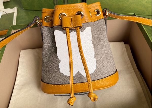 2021 latest fashion luxurys designers bags, men and women shoulder bag, handbags, backpacks, crossbody ,drawstring. waist pack.0066030400
2021 latest fashion luxurys designers bags, men and women shoulder bag, handbags, backpacks, crossbody ,drawstring. waist pack.0066030400
