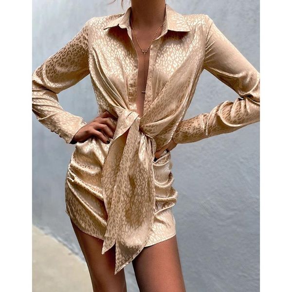 casual dresses 2021 selling women's autumn v-neck long-sleeved shirt dress lace-up fashion temperament sexy, Black;gray
casual dresses 2021 selling women's autumn v-neck long-sleeved shirt dress lace-up fashion temperament sexy, Black;gray