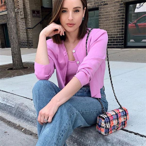 2021 new candy color slim girls short cardigan ladies elegant button knitted sweater vintage female soft sweaters sy1x, White;black
2021 new candy color slim girls short cardigan ladies elegant button knitted sweater vintage female soft sweaters sy1x, White;black
