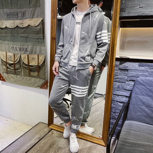 2021 new of casual spring sweaters autumn sports outfits two pieces jacket set + pants fashion suit streetwear be36, Gray
2021 new of casual spring sweaters autumn sports outfits two pieces jacket set + pants fashion suit streetwear be36, Gray