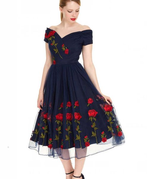 casual dresses chic rose embroidery summer vintage elegant off shoulder plus size women white party es 56f9, Black;gray
casual dresses chic rose embroidery summer vintage elegant off shoulder plus size women white party es 56f9, Black;gray