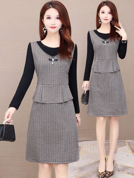 plaid light mature dress women's 2021 new long sleeve early autumn temperament goddess fan xianshou age reducing a-line skirt, Black;gray
plaid light mature dress women's 2021 new long sleeve early autumn temperament goddess fan xianshou age reducing a-line skirt, Black;gray