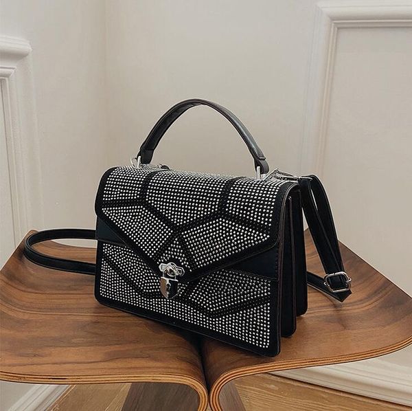 factory outlet women leather shoulder bags small fresh candy-colored handbags street trends rivets messenger bag sweet tongue buckles fashio, Black;red
factory outlet women leather shoulder bags small fresh candy-colored handbags street trends rivets messenger bag sweet tongue buckles fashio, Black;red