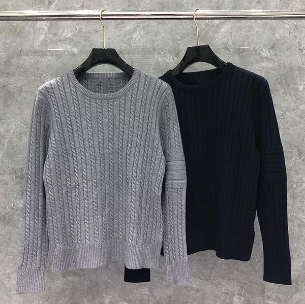 men's sweaters fashion brand sweater, oval neck thick stripe pure cotton wool clothes, casual winter coat, 2021, White;black
men's sweaters fashion brand sweater, oval neck thick stripe pure cotton wool clothes, casual winter coat, 2021, White;black