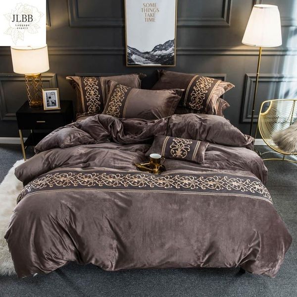 bedding sets velvet flannel soft warm duvet cover set with chic embroidery lace king size 4pcs fitted/flat bed sheets
bedding sets velvet flannel soft warm duvet cover set with chic embroidery lace king size 4pcs fitted/flat bed sheets