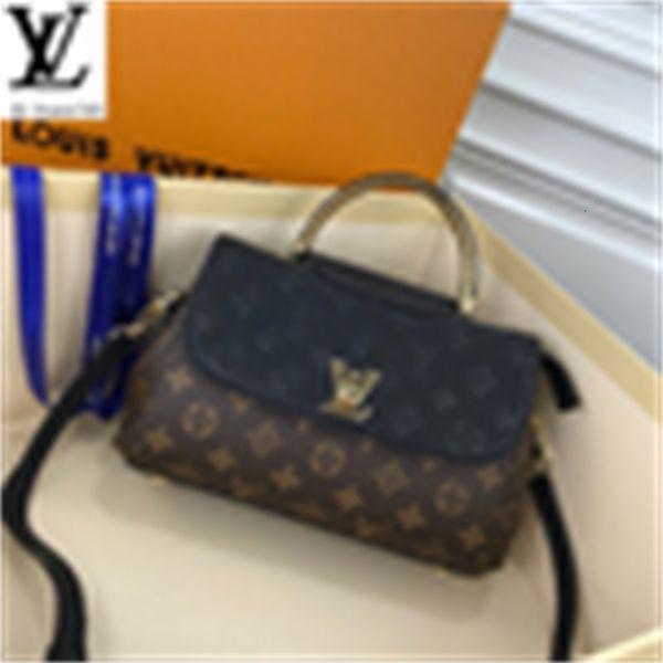 brand designer luxury az0l m53661 black leather presbyopia crossbody bag women handbags iconic bags handles shoulder bags totes cross bo, Red;black
brand designer luxury az0l m53661 black leather presbyopia crossbody bag women handbags iconic bags handles shoulder bags totes cross bo, Red;black