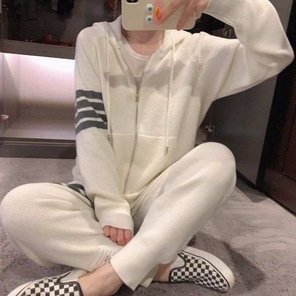 chao br autumn winter new waffle tb long sleeve zipper cardigan sweater casual sports suit men's and women's lovers' trousers, Gray
chao br autumn winter new waffle tb long sleeve zipper cardigan sweater casual sports suit men's and women's lovers' trousers, Gray