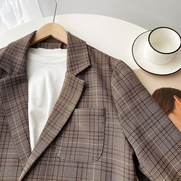 2021 spring female casual notched collar long-sleeved blazer coat double breasted loose panelled plaid suit 8y779, Black;brown
2021 spring female casual notched collar long-sleeved blazer coat double breasted loose panelled plaid suit 8y779, Black;brown