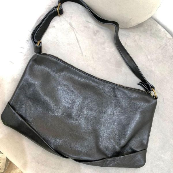 evening bags 2021 black genuine leather shoulder bag for women cowhide hobos handbags female large purse zipper shopper tote clutch
evening bags 2021 black genuine leather shoulder bag for women cowhide hobos handbags female large purse zipper shopper tote clutch