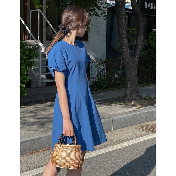 korea south chic2021 summer round neck age reduction bubble sleeve waist thin solid color drs long skirt 10631, Black
korea south chic2021 summer round neck age reduction bubble sleeve waist thin solid color drs long skirt 10631, Black