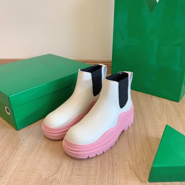 designer high-quality trendy fashionable women's short boots, dynamic and versatile, comfortable, non-slip , wear-resistant, Black
designer high-quality trendy fashionable women's short boots, dynamic and versatile, comfortable, non-slip , wear-resistant, Black