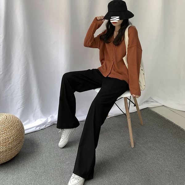 2021 winter veet thick new straight wide leg womens trousers autumn streetwear chic pants women high waist plus 7x6n, Black;white
2021 winter veet thick new straight wide leg womens trousers autumn streetwear chic pants women high waist plus 7x6n, Black;white