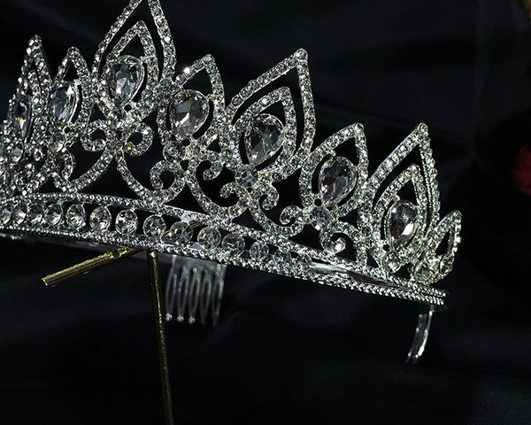 hair clips & barrettes ladies european style luxury baroque crown headdress super immortal beautiful headpiece wedding accessories for prom, Golden;silver
hair clips & barrettes ladies european style luxury baroque crown headdress super immortal beautiful headpiece wedding accessories for prom, Golden;silver