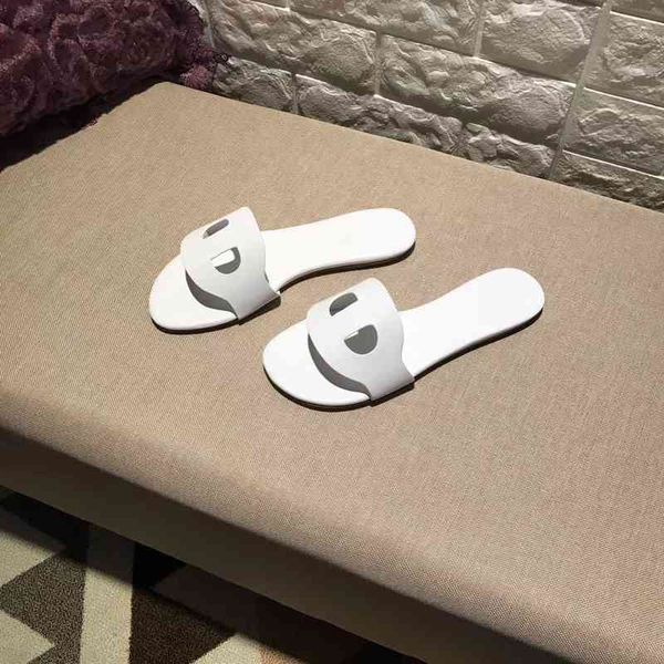 pig nose the slippers summer leather outside the classic comfortable one-word women's shoes, Black
pig nose the slippers summer leather outside the classic comfortable one-word women's shoes, Black