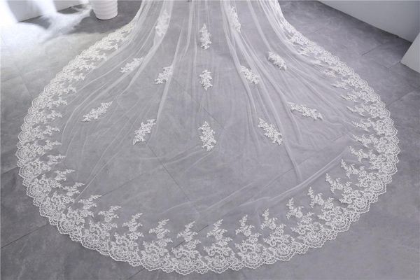 bridal veils one layer lace wedding veil cathedral length 3m with comb, Black
bridal veils one layer lace wedding veil cathedral length 3m with comb, Black