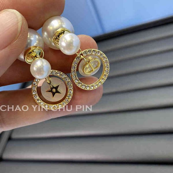 factory specials aa version diamond fritillaria letter small pearl high-grade 925 yindijia earrings female, Golden
factory specials aa version diamond fritillaria letter small pearl high-grade 925 yindijia earrings female, Golden