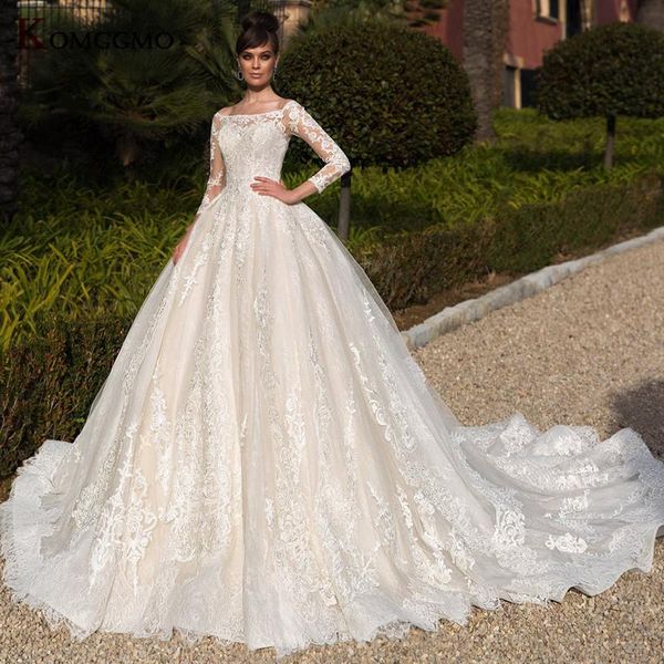 other wedding dresses vestidos de novia 2021 arrival off the shoulder boat neck bridal ball gown luxury cathedral train lace appliques forma, White
other wedding dresses vestidos de novia 2021 arrival off the shoulder boat neck bridal ball gown luxury cathedral train lace appliques forma, White
