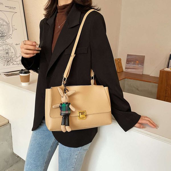 hbp korean high capacity single double shoulder messenger autumn winter women's 2021 new fashion versatile tote bag
hbp korean high capacity single double shoulder messenger autumn winter women's 2021 new fashion versatile tote bag