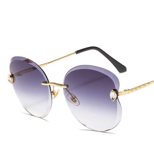 fashion sunglasses frames fashionable ocean conjoined butterfly glasses men and women big frame, Black
fashion sunglasses frames fashionable ocean conjoined butterfly glasses men and women big frame, Black