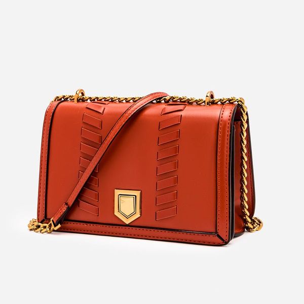 evening bags fashion chains woven women's shoulder bag designer lock crossbody for women 2021 small phone flap purse female
evening bags fashion chains woven women's shoulder bag designer lock crossbody for women 2021 small phone flap purse female