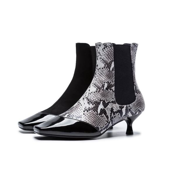 boots natural leather women ankle cow suede woman hand stitching square head crocodile pattern profiled heel, Black
boots natural leather women ankle cow suede woman hand stitching square head crocodile pattern profiled heel, Black