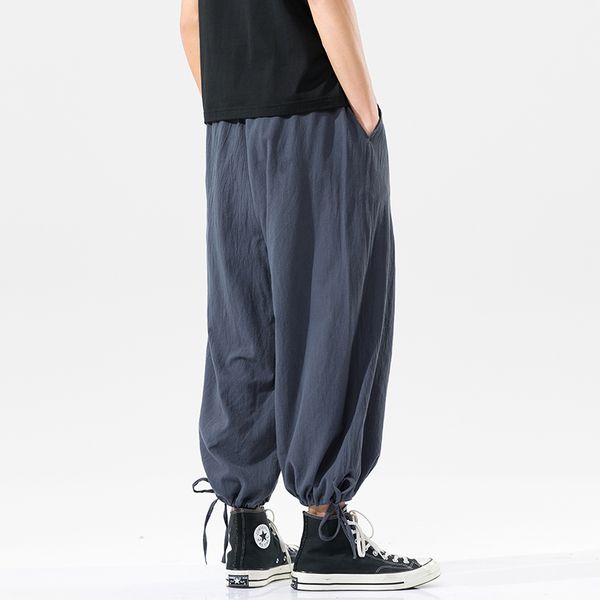 hip hop mens sweatpants loose men black joggers pants 2021 korean man casual harem pants trousers dropshipping, Gray
hip hop mens sweatpants loose men black joggers pants 2021 korean man casual harem pants trousers dropshipping, Gray
