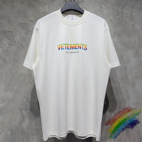 2021 new raiow t-shirt men women 1:1 think differently letters printing vetements embroidery tee vtm 3b4u, White;black
2021 new raiow t-shirt men women 1:1 think differently letters printing vetements embroidery tee vtm 3b4u, White;black