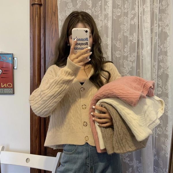women's jackets autumn and winter korean version of leisure 2021 languid lazy wind loose short twist v-neck knit long sleeve sweater ja, Black;brown
women's jackets autumn and winter korean version of leisure 2021 languid lazy wind loose short twist v-neck knit long sleeve sweater ja, Black;brown