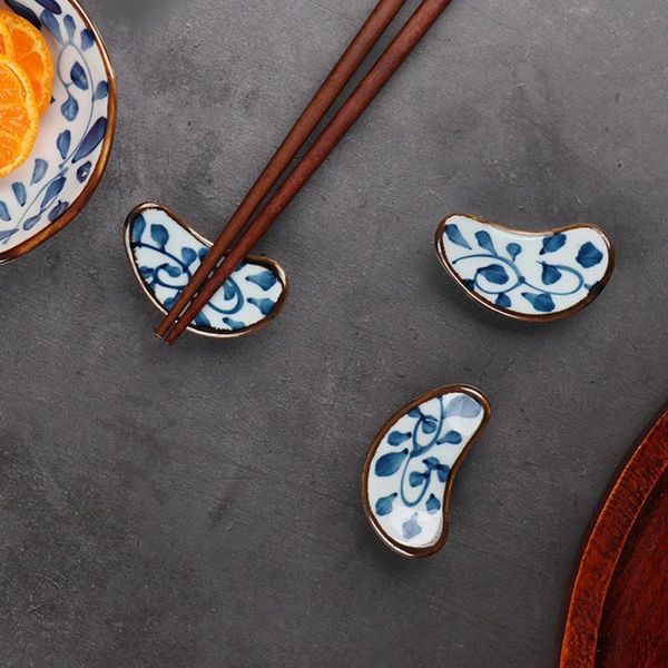 chopsticks 1pc hand-painted half moon ceramic chopstick holder tableware supplies diy home restaurant accessories
chopsticks 1pc hand-painted half moon ceramic chopstick holder tableware supplies diy home restaurant accessories