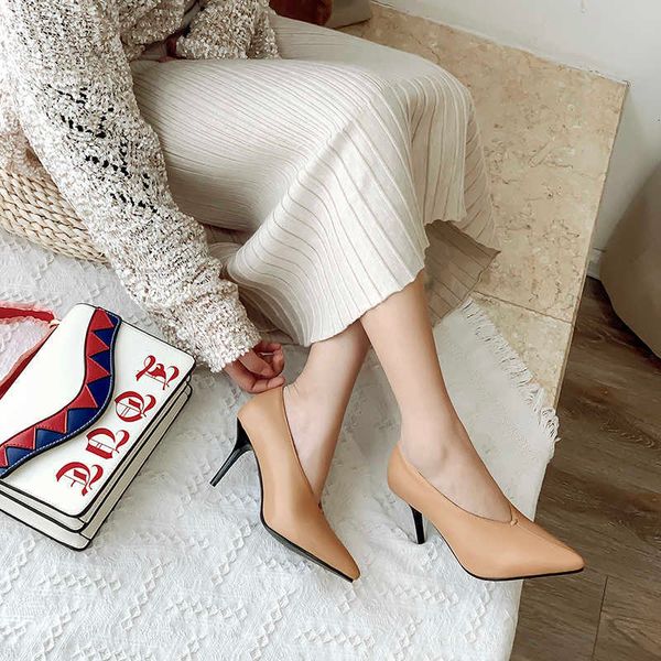 slippers woman high heels pointed at soft leather shoes fashion pump professional office 49ow, Black
slippers woman high heels pointed at soft leather shoes fashion pump professional office 49ow, Black