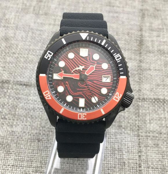 wristwatches fashion 2021 rubber strap 007 men's automatic watch japan nh35 mechanical black case 42mm, Slivery;brown
wristwatches fashion 2021 rubber strap 007 men's automatic watch japan nh35 mechanical black case 42mm, Slivery;brown