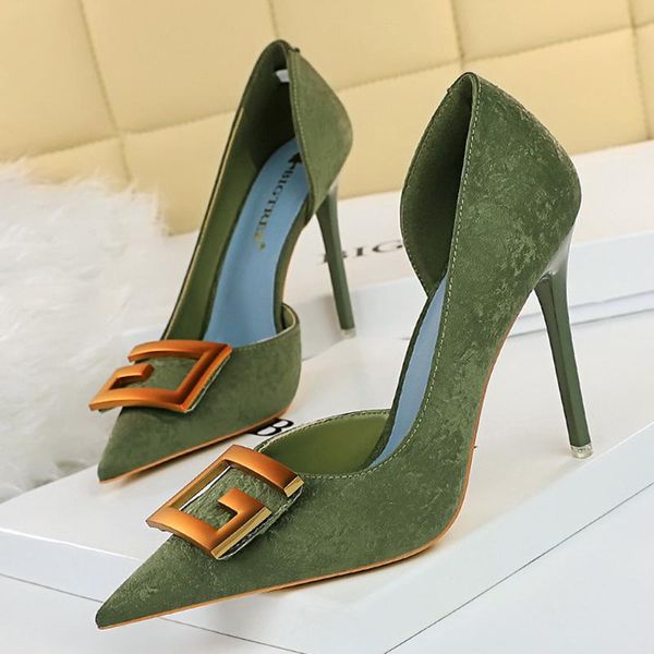 dress shoes 2021 elegant women fetish .5cm high heels tacones pumps designer office lady suede green scarpins plus size bridal, Black
dress shoes 2021 elegant women fetish .5cm high heels tacones pumps designer office lady suede green scarpins plus size bridal, Black