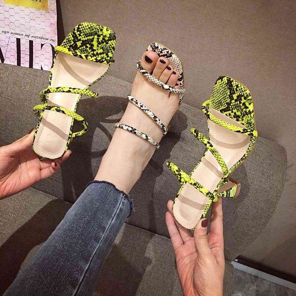 80% off store online net red all-match square head serpentine set foot high heels sandals wine, Black
80% off store online net red all-match square head serpentine set foot high heels sandals wine, Black
