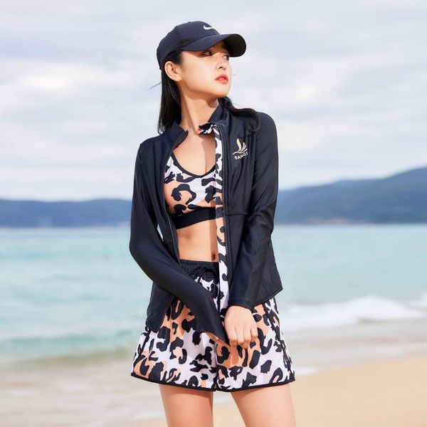leopard print women swimsuit zipper long sleeve swimwear patchwork beach dress 3 pieces
leopard print women swimsuit zipper long sleeve swimwear patchwork beach dress 3 pieces