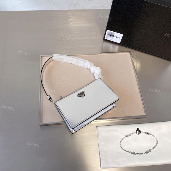 female luxurys designers bags mirror armpit bag single shoulder bags luxurys designers bags ladies fashion patent leather bag
female luxurys designers bags mirror armpit bag single shoulder bags luxurys designers bags ladies fashion patent leather bag